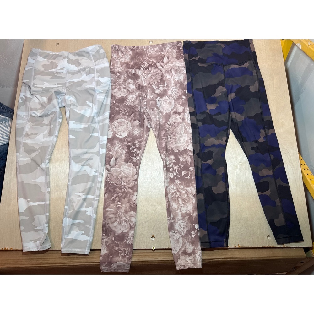 Athleta Leggings Bundle 3 Elation Ultimate Stash Camo Floral XS Blue Grey Pink
